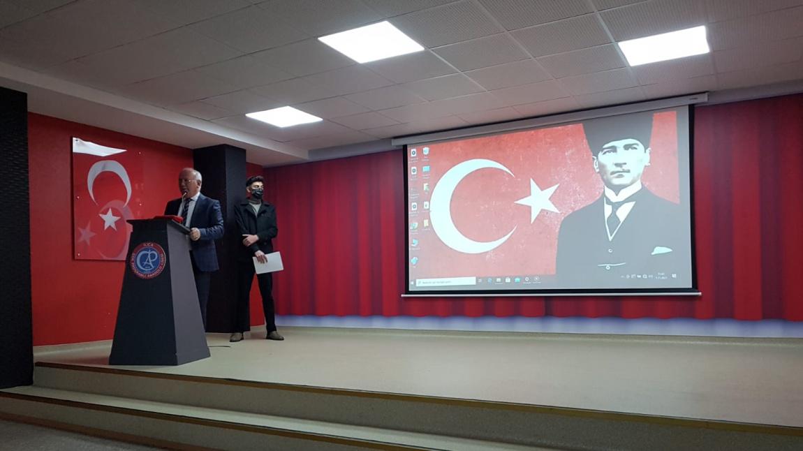Okulumuz Konferans Salonunda 29 Ekim Cumhuriyet Bayramı Kutlama Programı Düzenlendi.